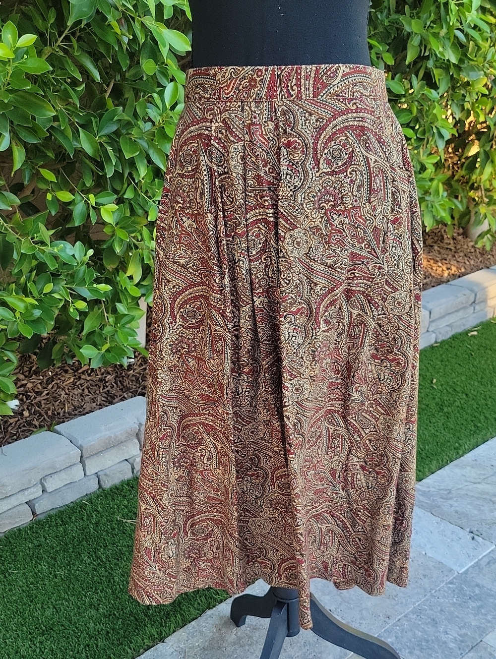 VTG Pendleton Paisley Print Midi Skirt in Brown and Maroon